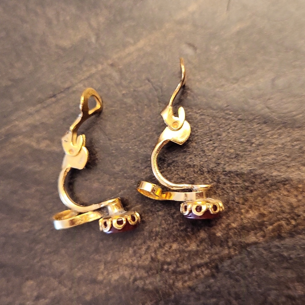 Vintage 14k Gold Filled, Cabochon Stone Clip On Earrings - Picture 4 of 9